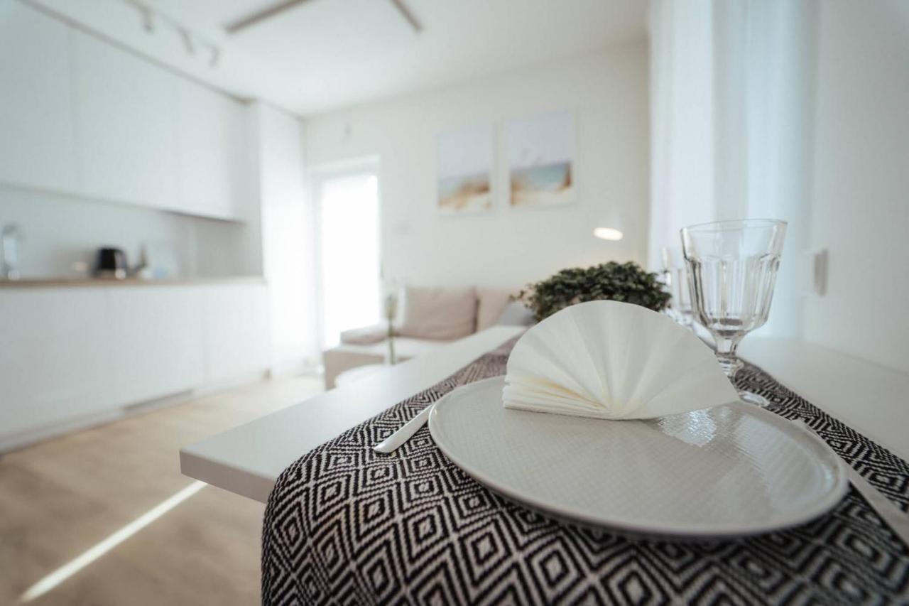 No.1 Apartment In Palanga, Vaivorykstes Apartment Extérieur photo